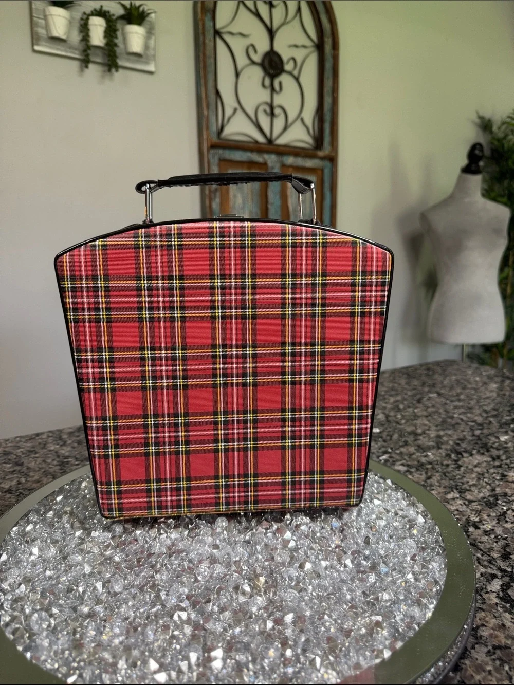 Tartan Plaid red Train Case Cosmetic Bag NWOT